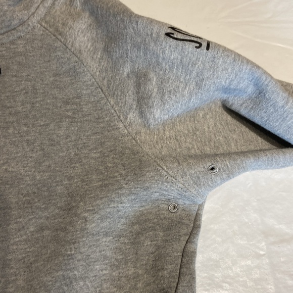 Sombrio Zippered Hoodie Size Medium - Picture 7 of 14